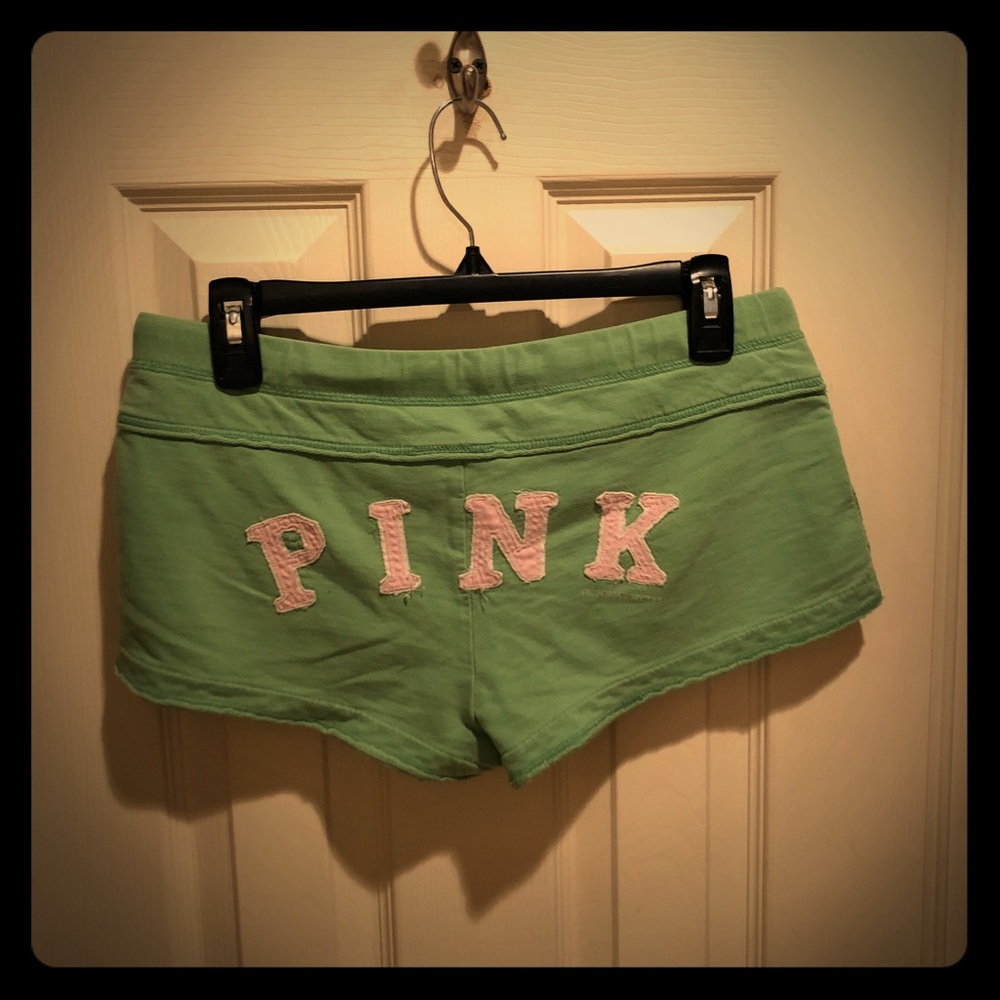 VS booty shorts! PINK!